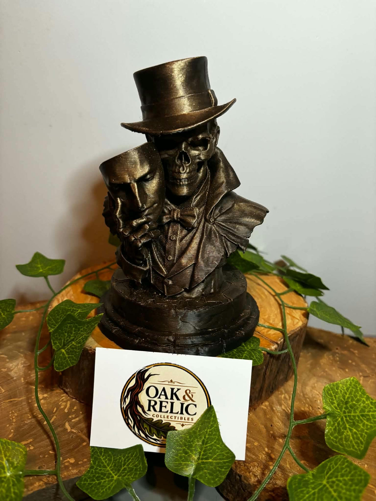 Masked Maestro – Fragment Sculptures Bust